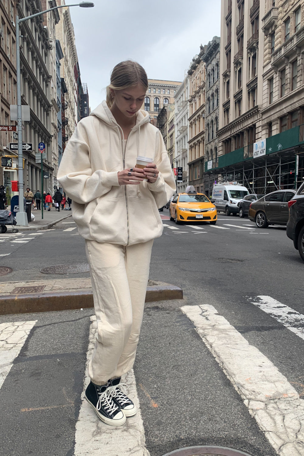 Christy Hoodie | Cream / Oversized Fit