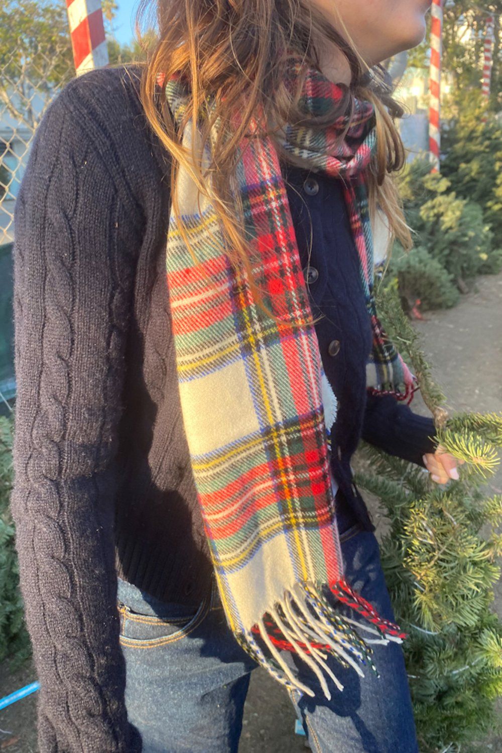 Écharpe à carreaux à pampilles | Ivory Red Plaid