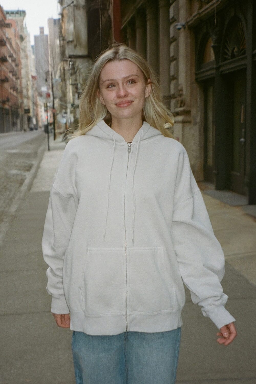 Christy Hoodie | Heather White / Oversized Fit